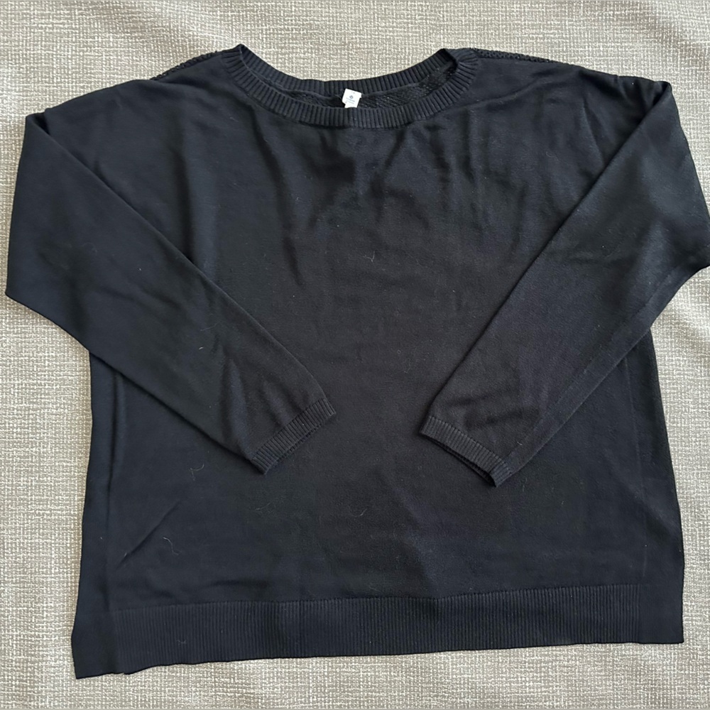 Lululemon Black Knit Mesh Long Sleeve Sweater 12 Lightweight Breathable Pullover